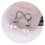 Oorbellen Rond met Pluisjes