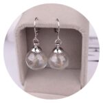 Oorbellen | Rond met pluis - Afbeelding 2