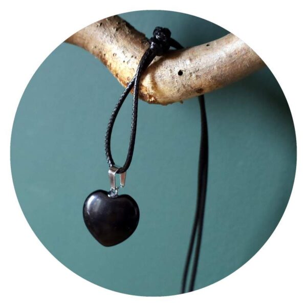 Veterketting met hartvormige steen