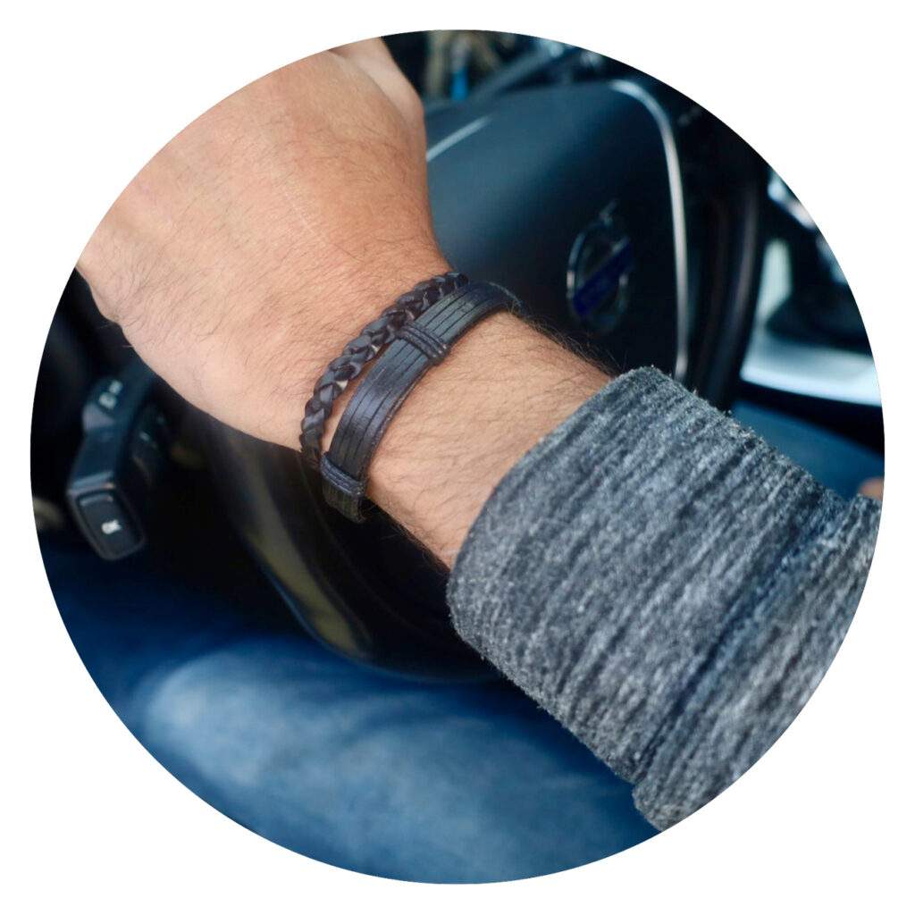 Set van twee zwarte leren herenarmbandjes