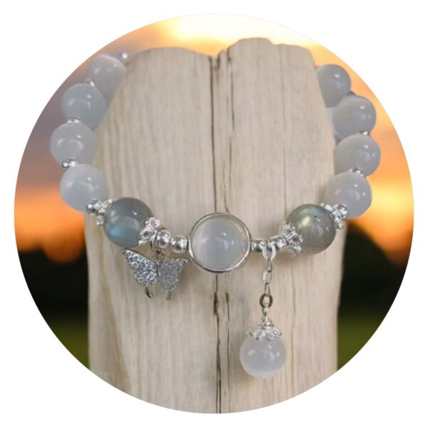 Armband maansteen met vlindertje