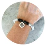 Lotusarmband wit met zwart