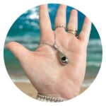 Urnketting met zwart hartje