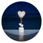 Houten hart met kleine hartjes-wit