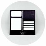 zwarte kartonnen kaart achterkant met schrijfruimte