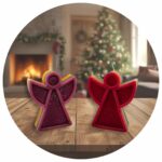 Kaars regenboogengel paars of rood in kerstsfeer